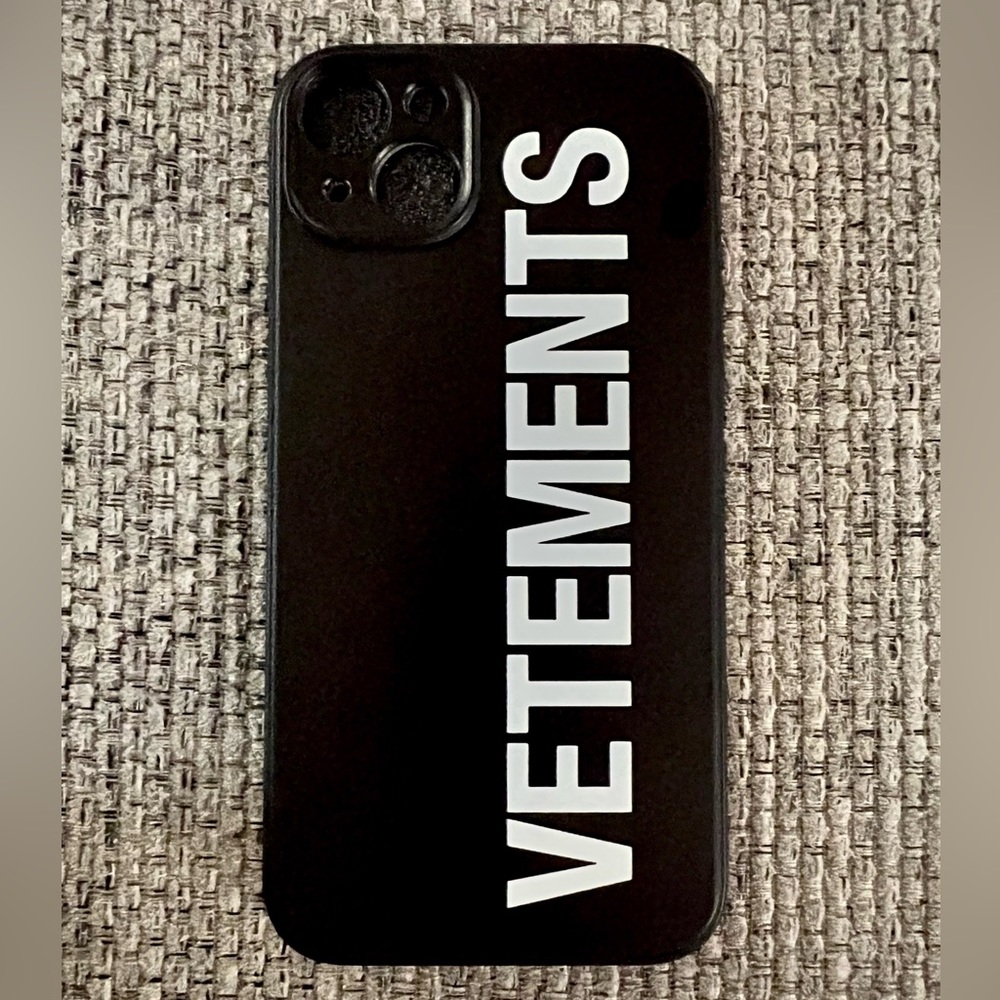 iPhone 14 Plus case